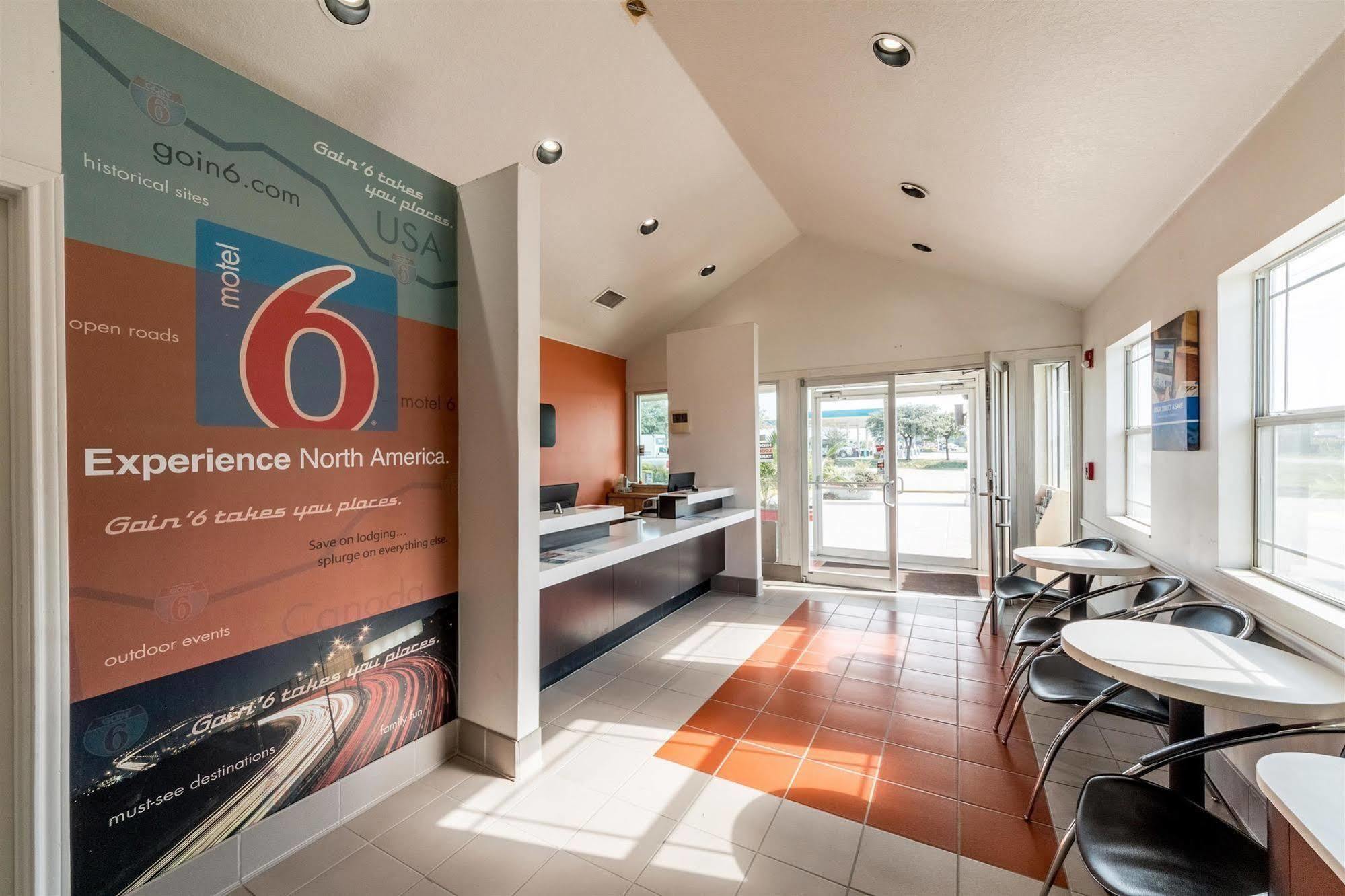 Motel 6 Seguin Tx Buitenkant foto
