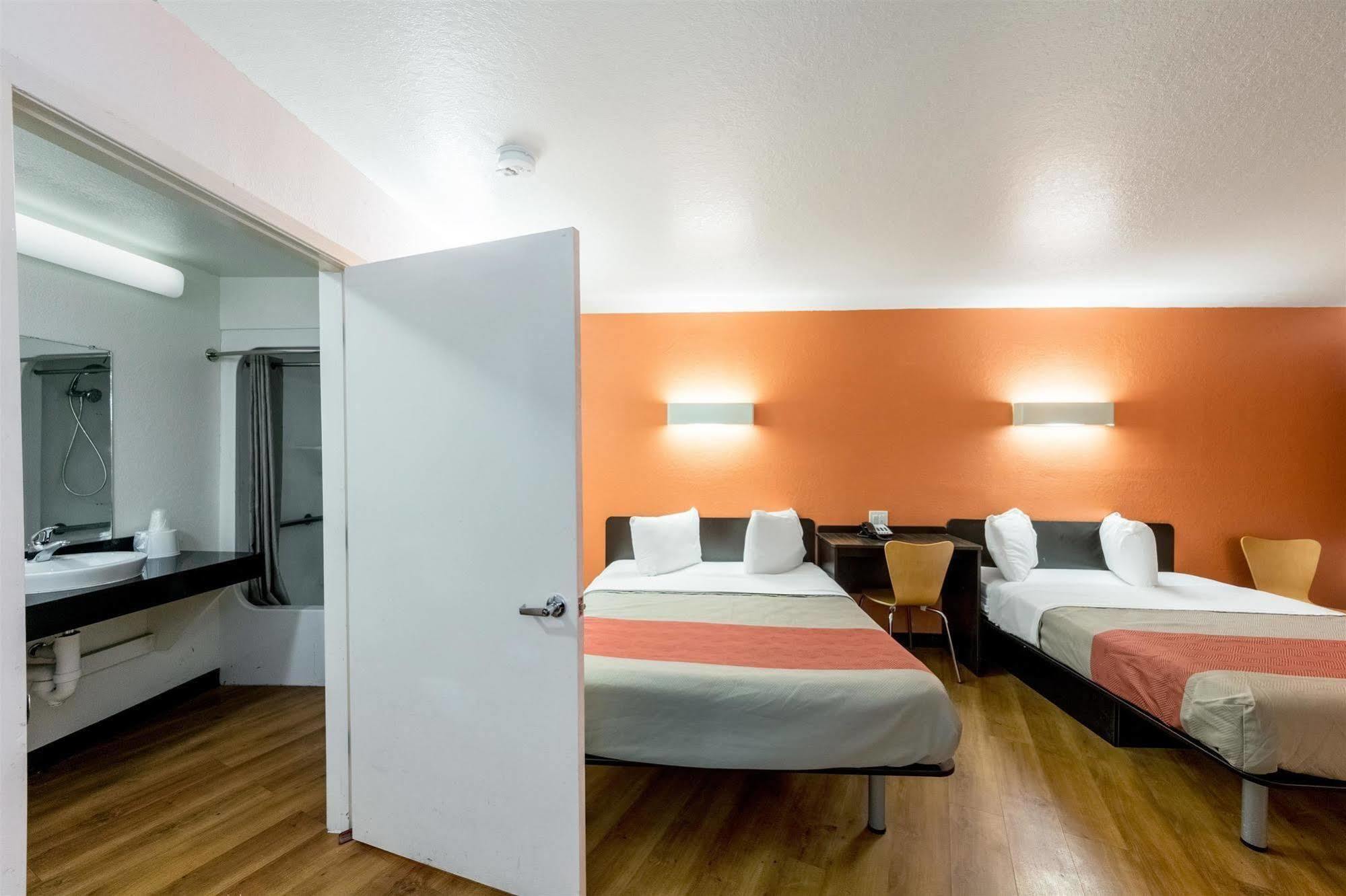Motel 6 Seguin Tx Buitenkant foto