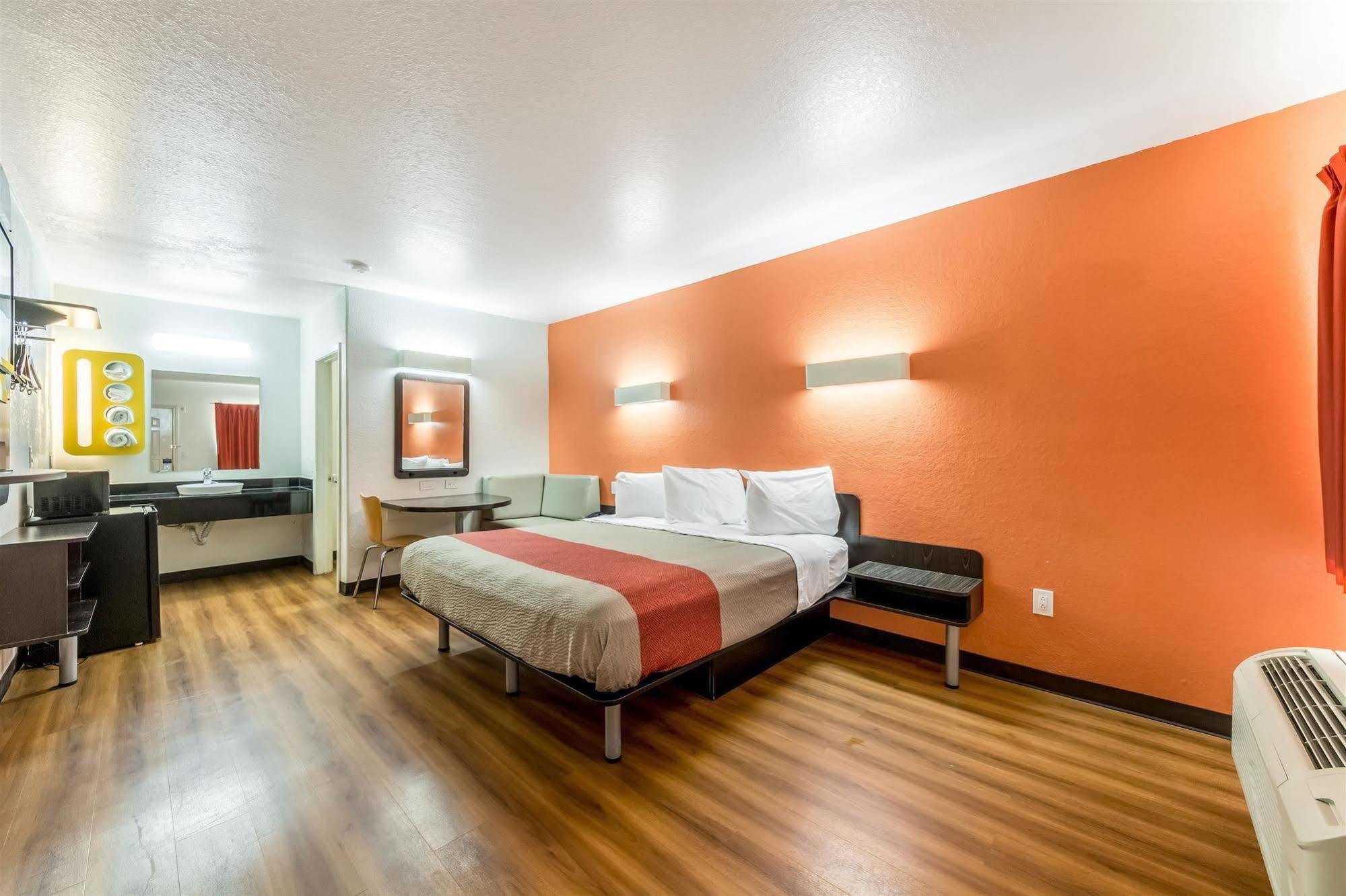 Motel 6 Seguin Tx Buitenkant foto