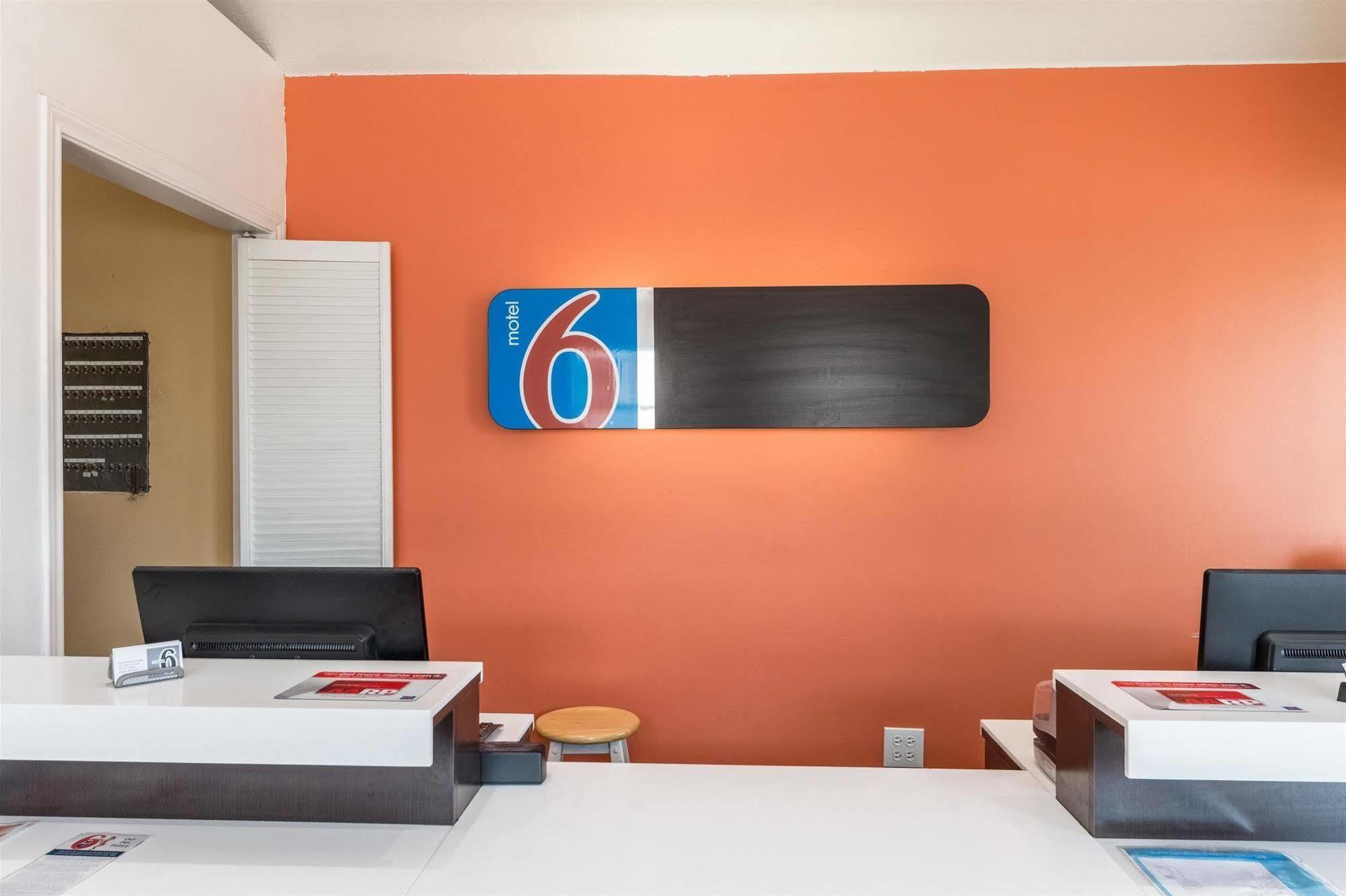 Motel 6 Seguin Tx Buitenkant foto